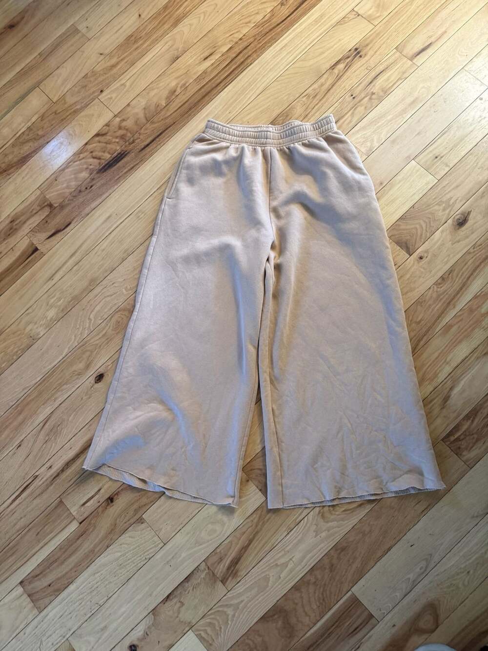 Wild Fable Wide Leg Sweatpants Size M Tan Fleece High Rise Lounge Pants